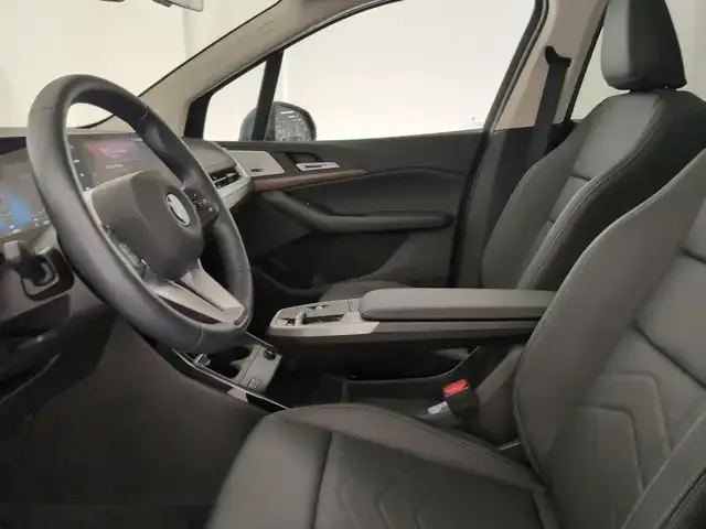 BMW 216