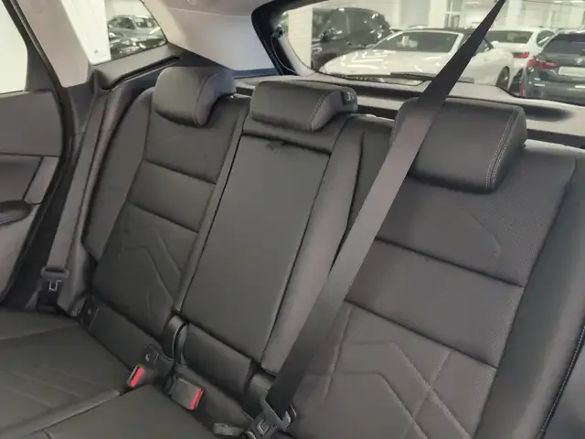 BMW 216