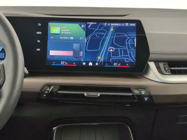 BMW 216