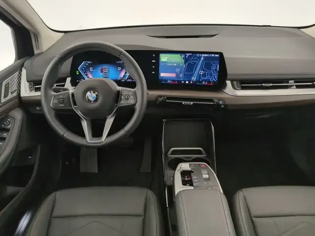 BMW 216