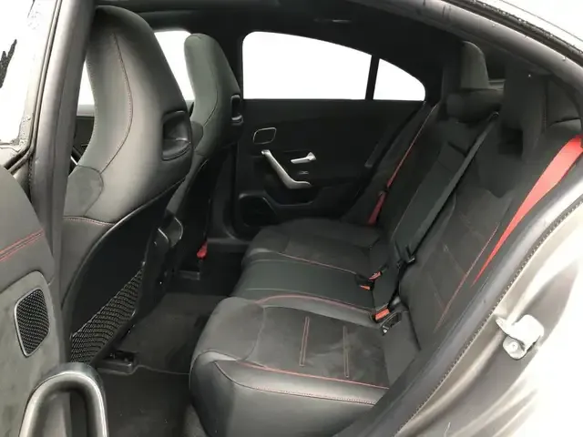 Mercedes-Benz CLA 35 AMG