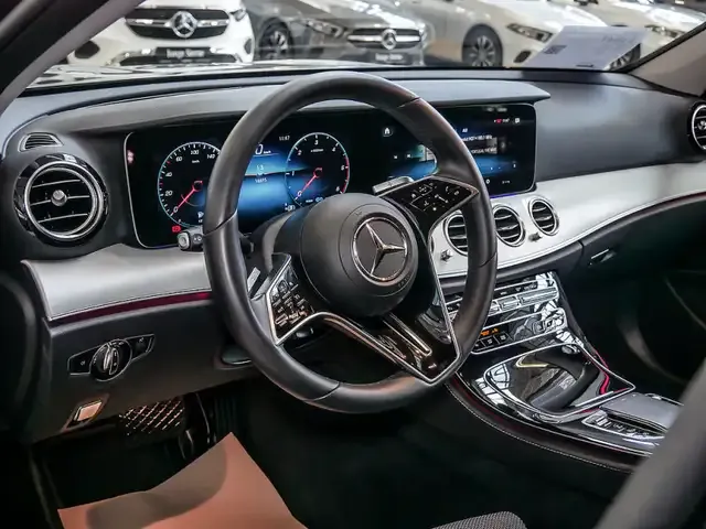Mercedes-Benz E 220