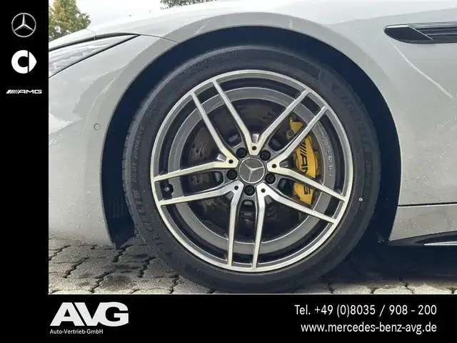 Mercedes-Benz SL 43 AMG