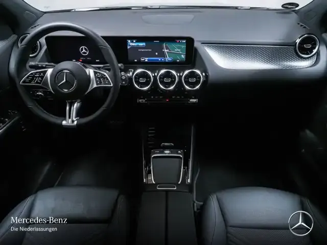 Mercedes-Benz GLA 180