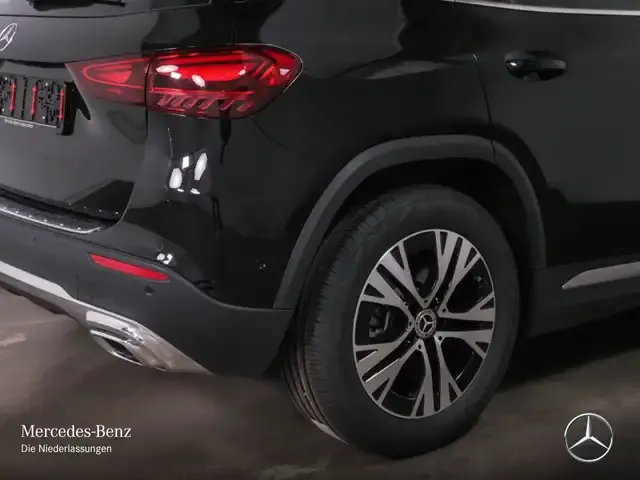 Mercedes-Benz GLA 180