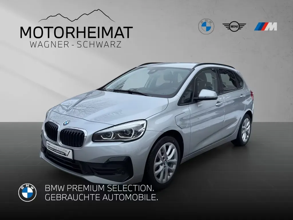 BMW 225