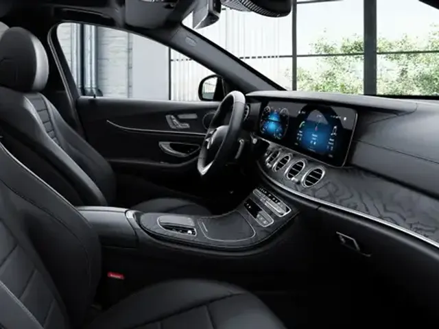 Mercedes-Benz E 300