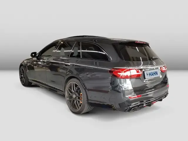 Mercedes-Benz E 63 AMG