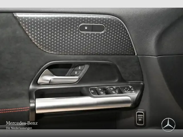 Mercedes-Benz EQA 300