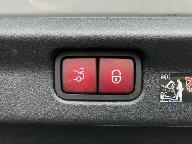Mercedes-Benz EQE 350