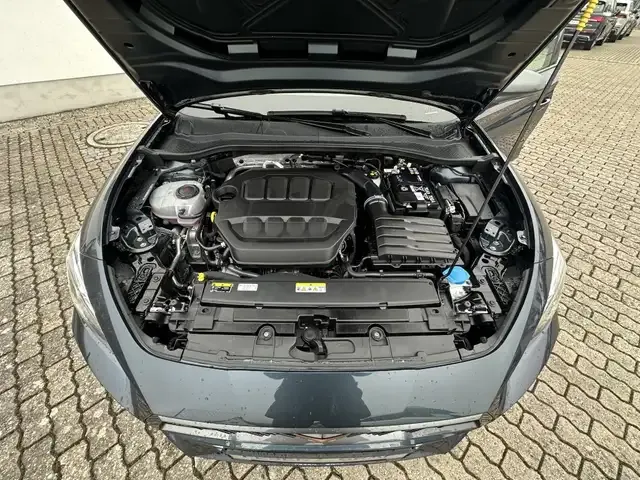 CUPRA Leon