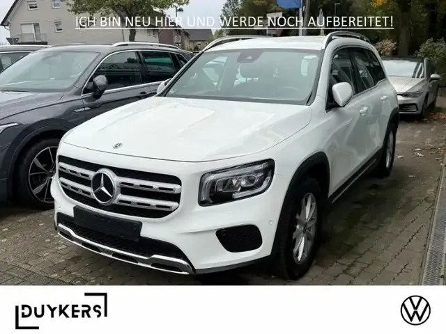 Mercedes-Benz GLB 200