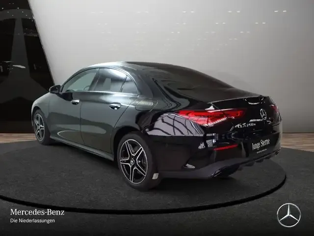 Mercedes-Benz CLA 250