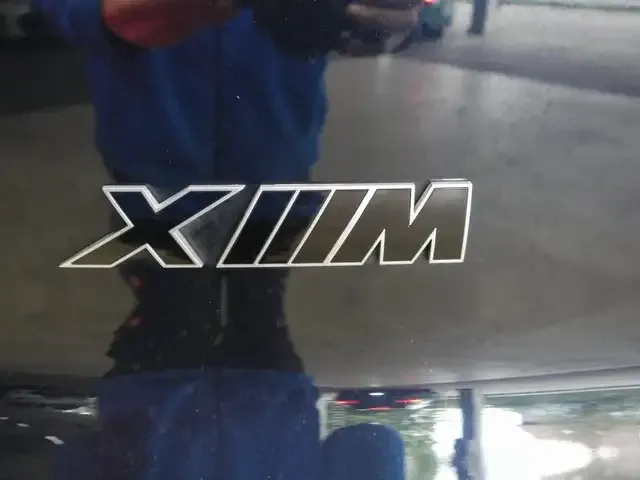 BMW XM