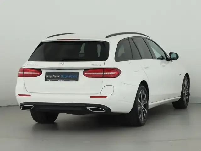 Mercedes-Benz E 300
