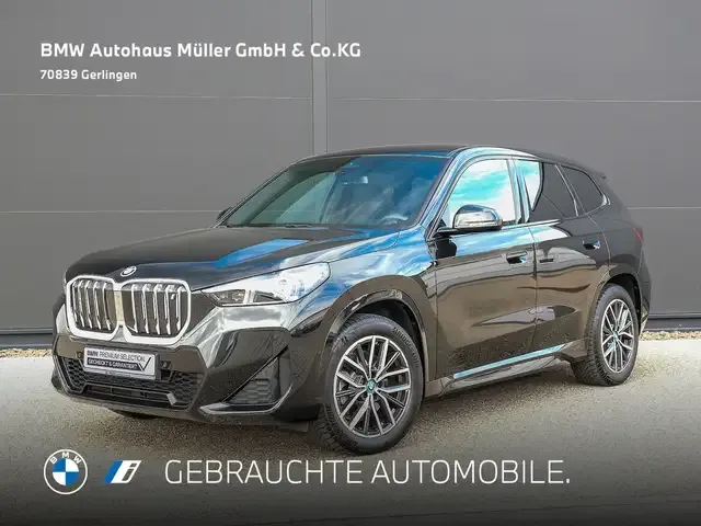 BMW iX1