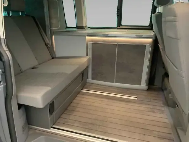 Volkswagen T6 California