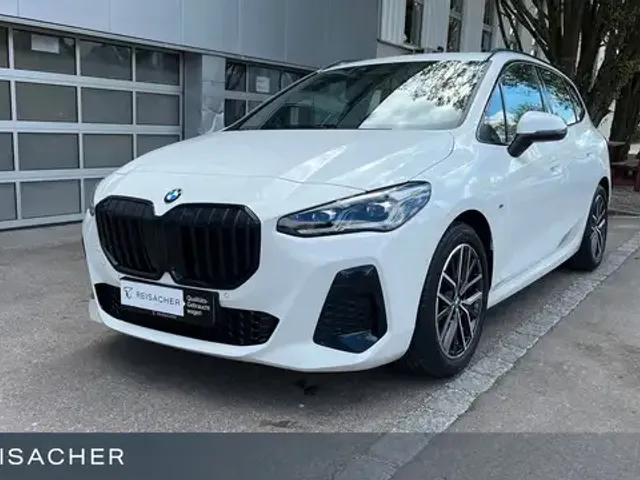 BMW 220