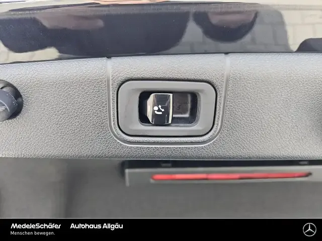 Mercedes-Benz E 400