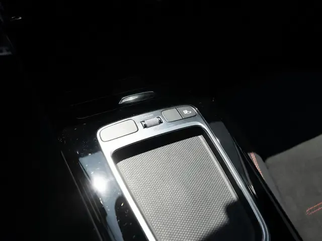 Mercedes-Benz CLA 220