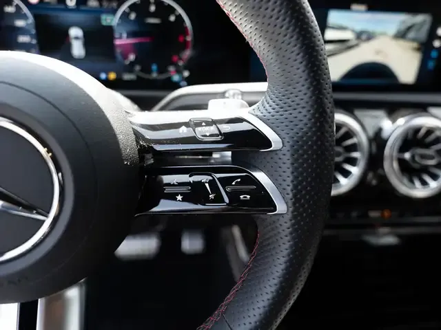 Mercedes-Benz CLA 220