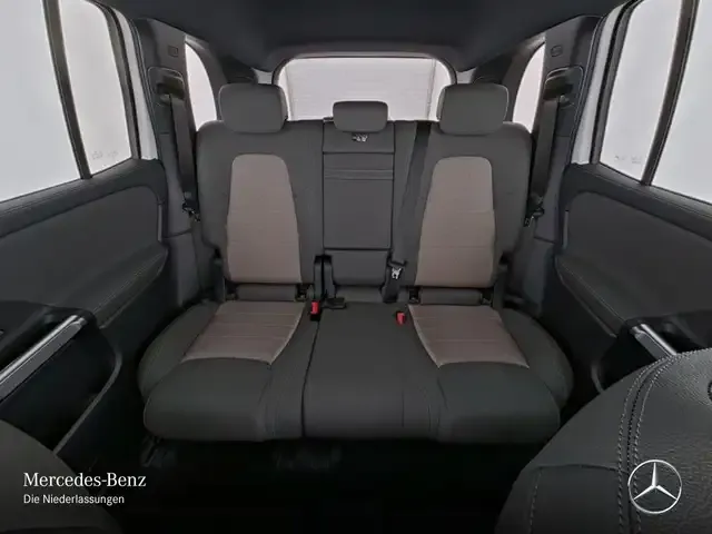 Mercedes-Benz EQB 300