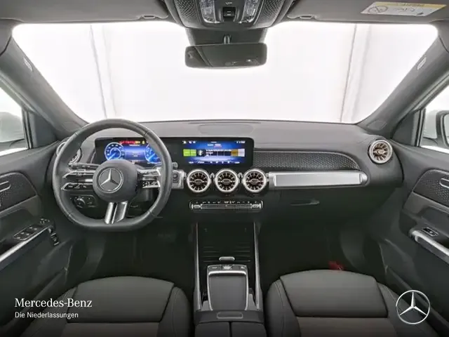 Mercedes-Benz EQB 300