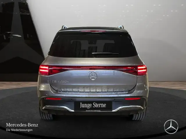 Mercedes-Benz EQB 250