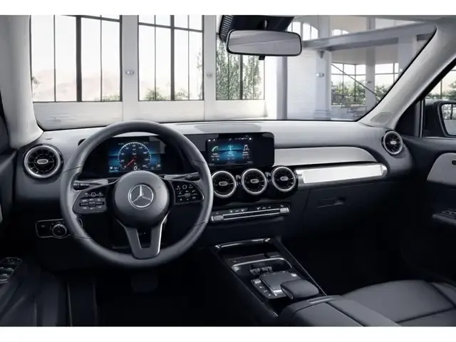 Mercedes-Benz GLB 200