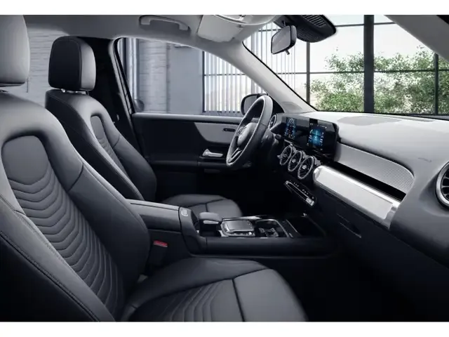 Mercedes-Benz GLB 200