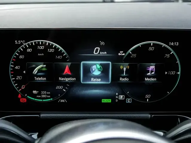 Mercedes-Benz EQA 250