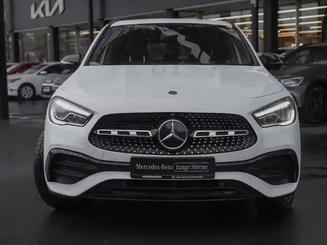 Mercedes-Benz GLA 250