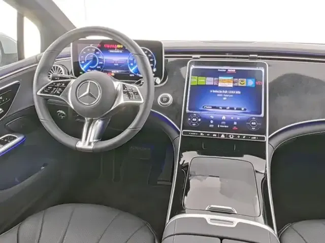 Mercedes-Benz EQE 300