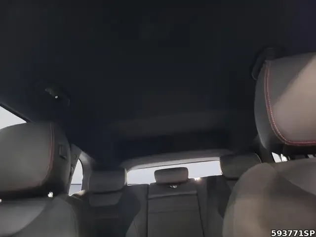 Mercedes-Benz EQB 350