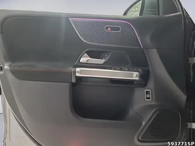 Mercedes-Benz EQB 350