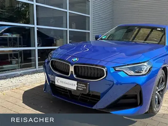 BMW 220