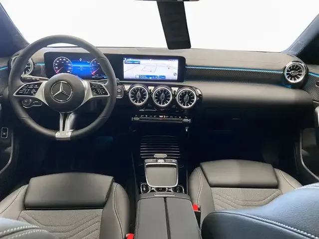 Mercedes-Benz CLA 180