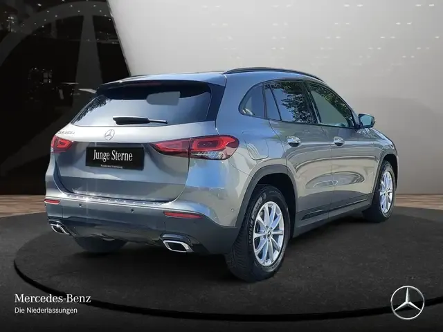 Mercedes-Benz GLA 250