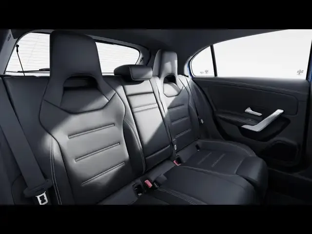 Mercedes-Benz A 220