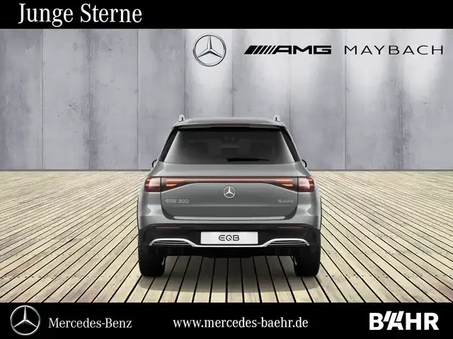 Mercedes-Benz EQB 300