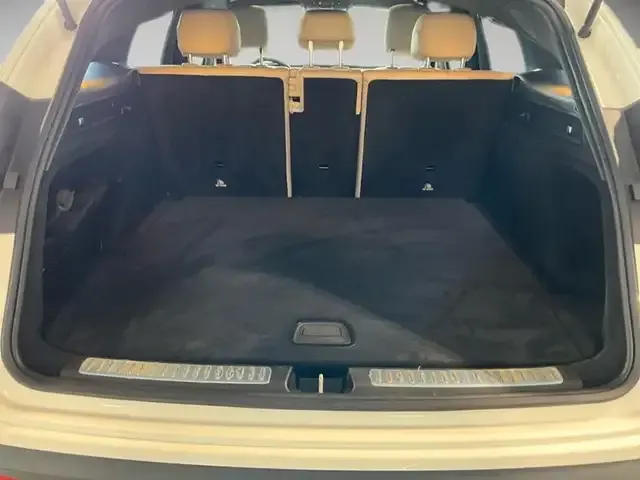 Mercedes-Benz EQC 400