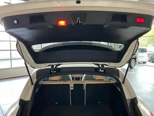 Mercedes-Benz EQC 400