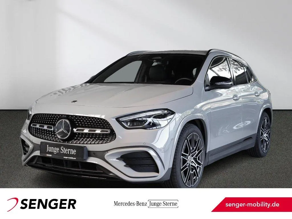 Mercedes-Benz GLA 200