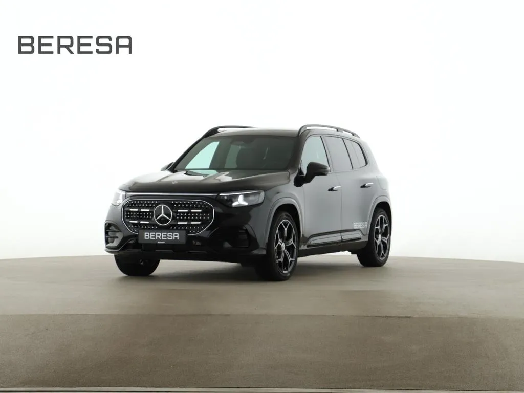 Mercedes-Benz GLB 220