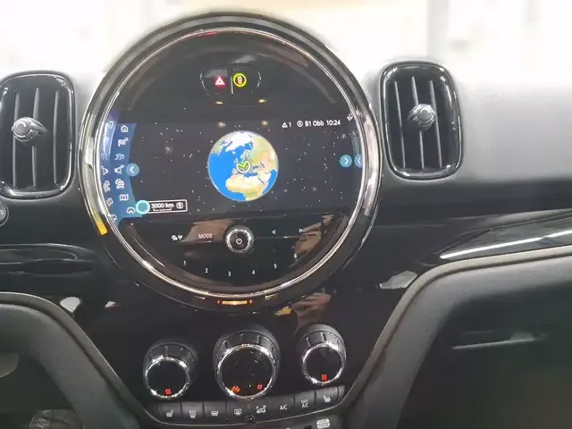 MINI Cooper SE Countryman