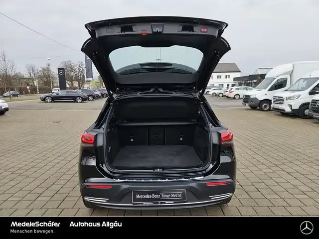 Mercedes-Benz EQA 250