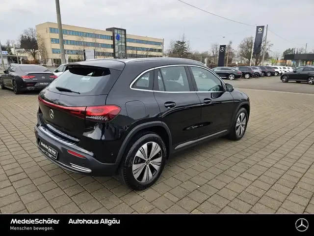 Mercedes-Benz EQA 250