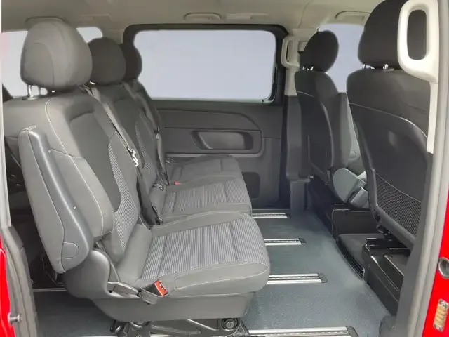 Mercedes-Benz V 250
