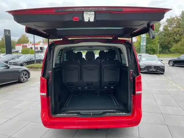 Mercedes-Benz V 250