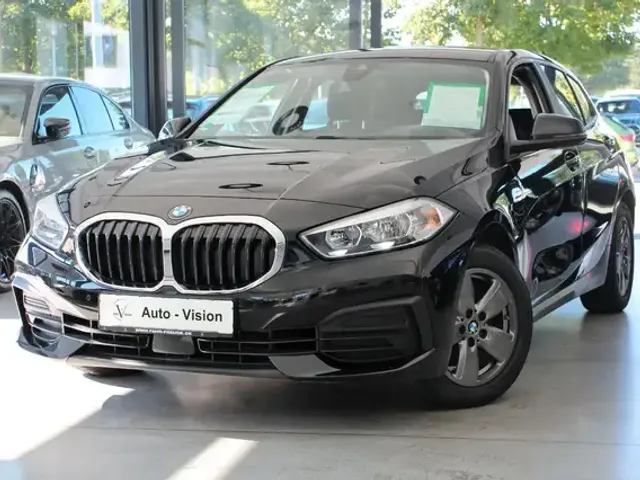 BMW 118